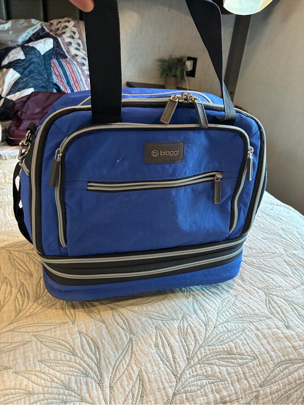 Biaggi zipsak under seater rolling duffle